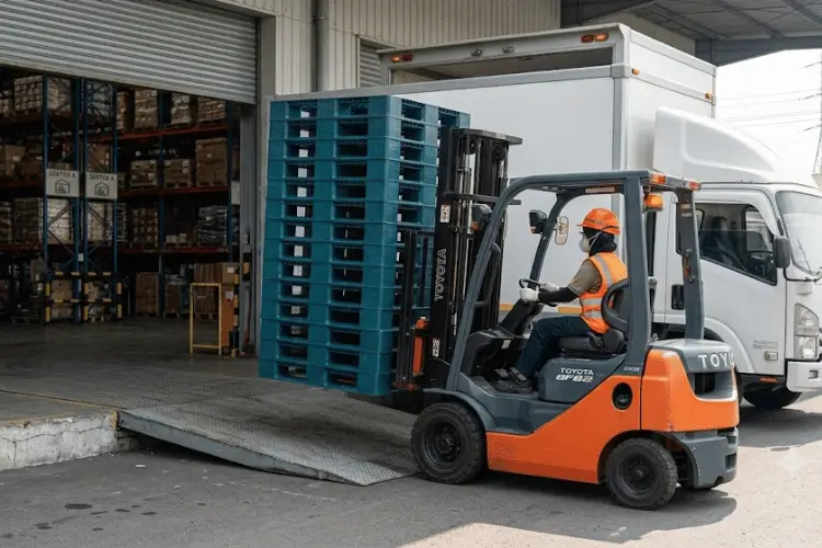 Fungsi Pallet Plastik dalam Logistik dan Distribusi untuk Meningkatkan Efisiensi Operasional
